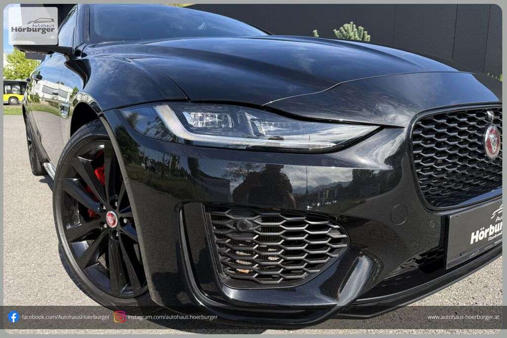 2019 Jaguar XE