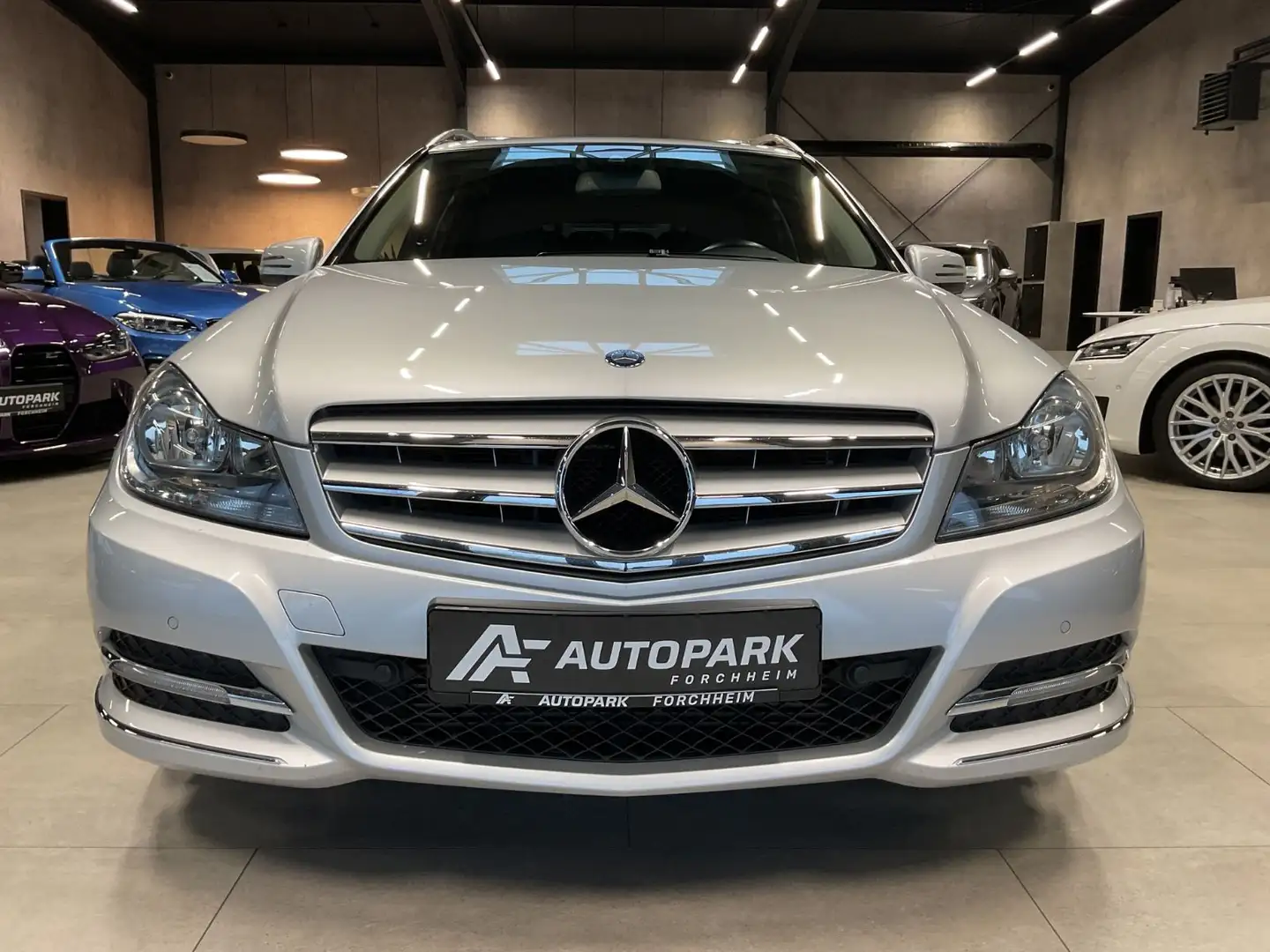 Mercedes-Benz C 180 T CGI Avantgarde Navi Teilleder Sitzh. Zilver - 2