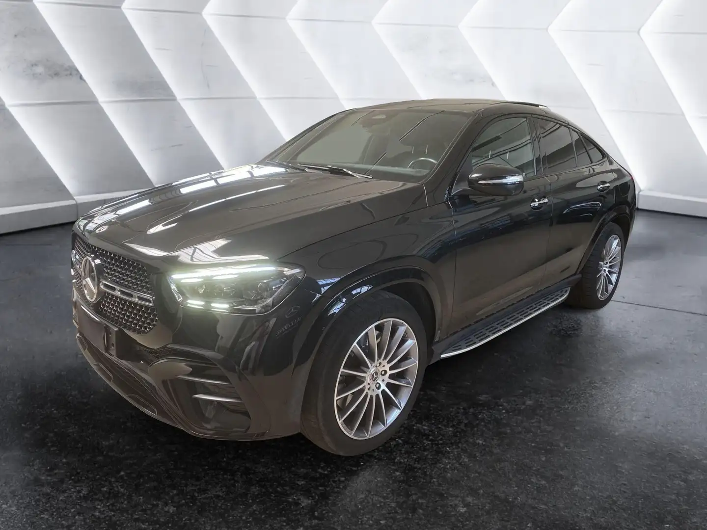 Mercedes-Benz GLE 350 GLE 350 de 4Matic Plug-in Hybrid Coupé AMG Line P Noir - 1
