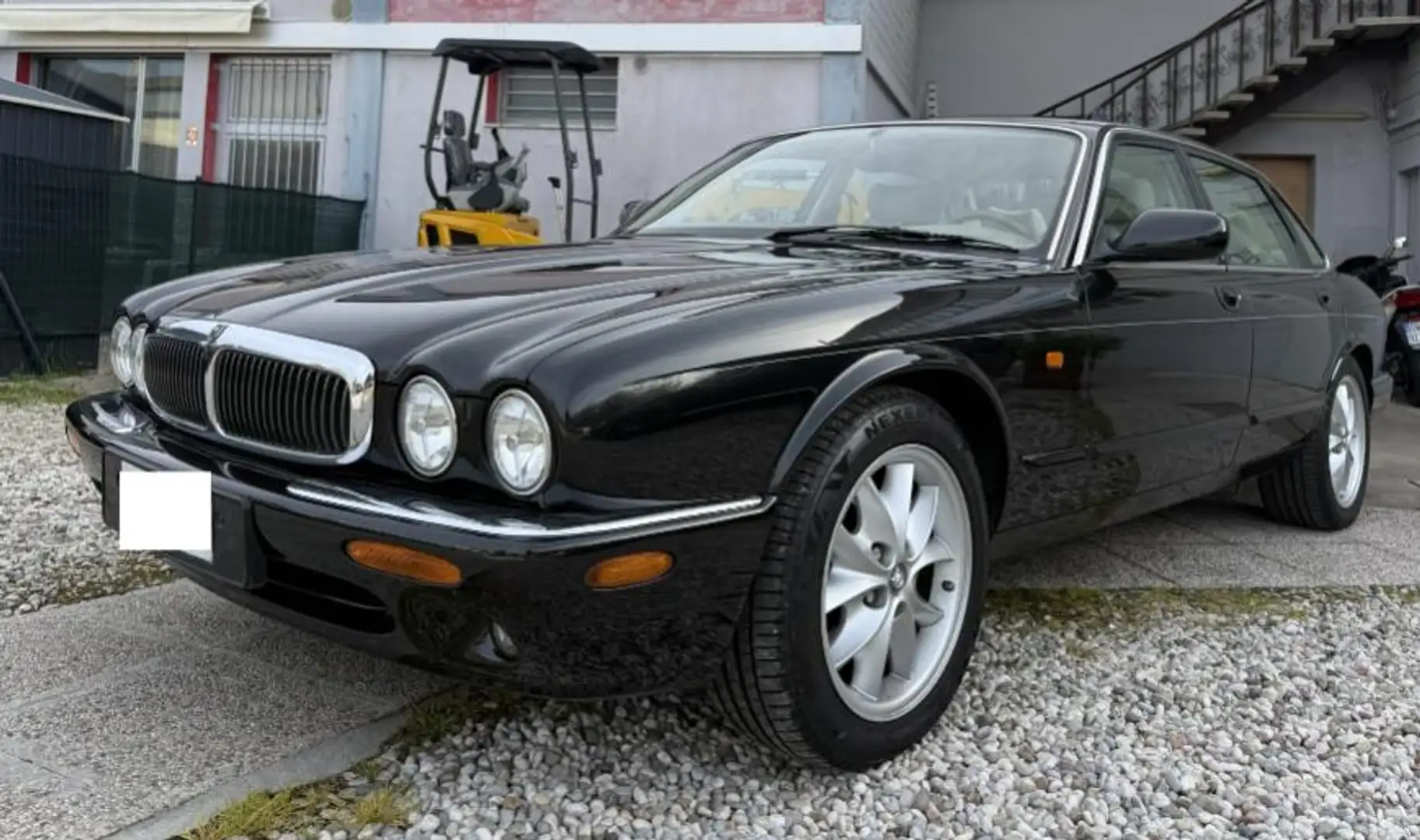 Jaguar XJ XJ 3.2 Executive Negro - 1