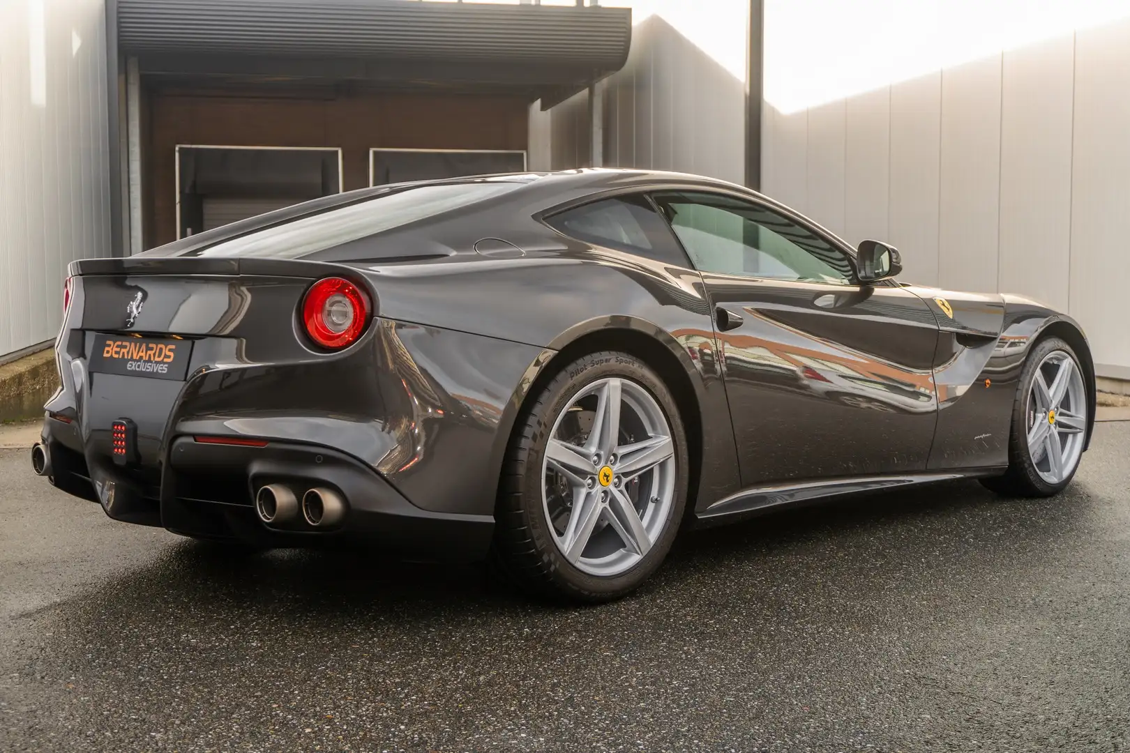 Ferrari F12 Berlinetta V12 - Canna Di Fucile - Only 733KM! Grigio - 2