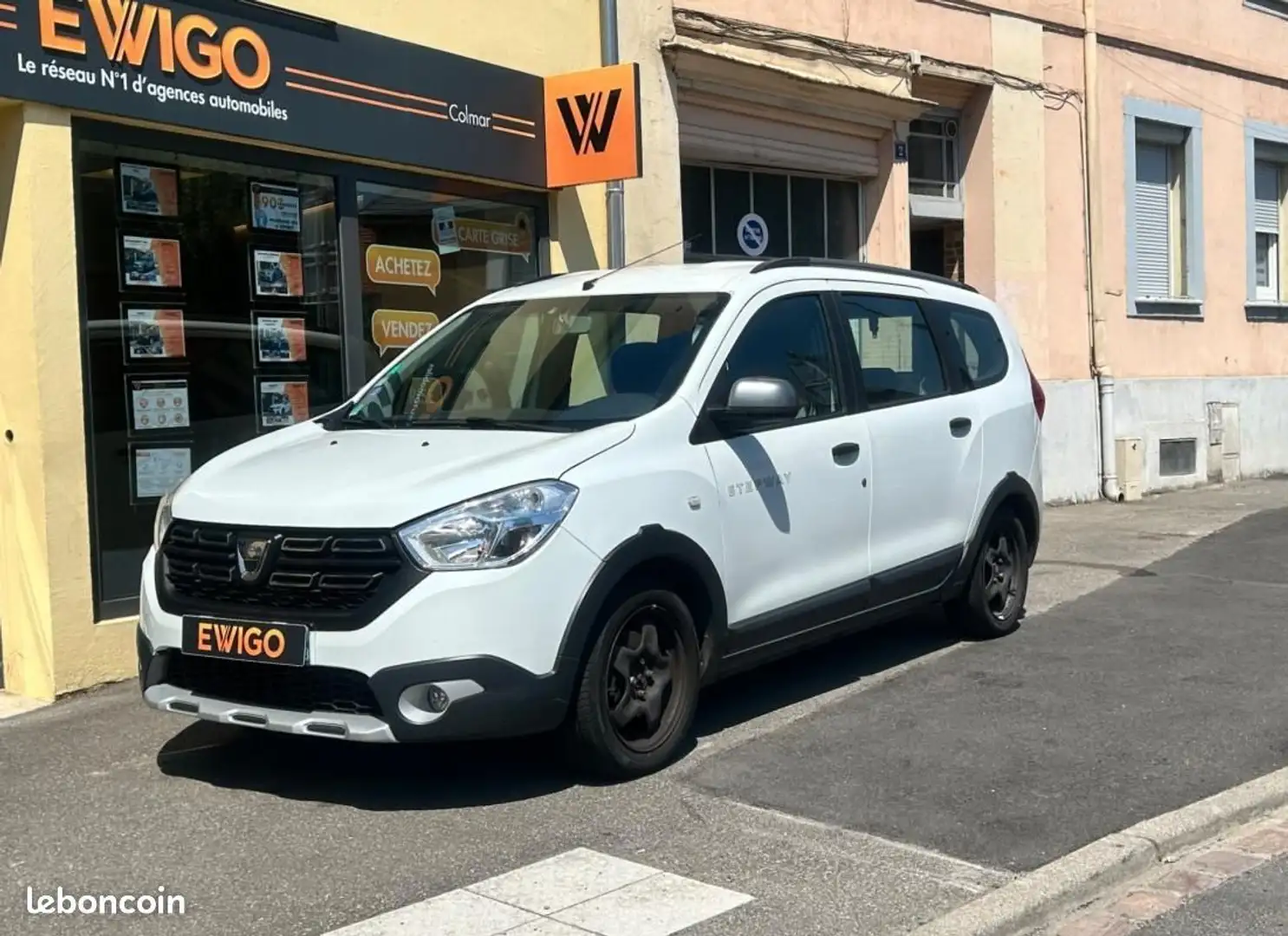 Dacia Lodgy STEPWAY 1.3 TCE 130 7 PLACES ENTRETIEN CONSTRUCTEU Blanc - 2