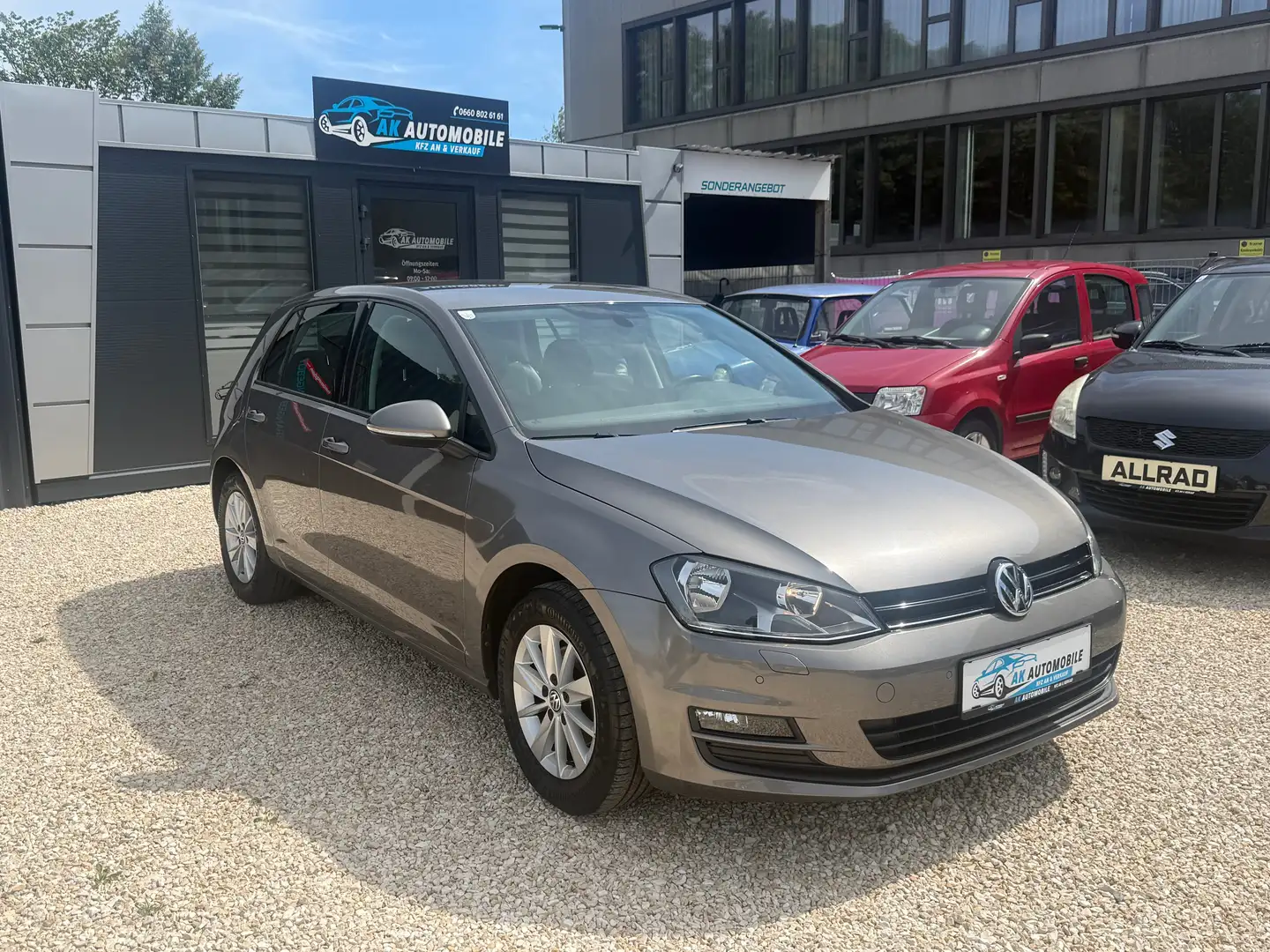 Volkswagen Golf Golf 1.6 TDI BlueMotion Technology Comfortline Grau - 2