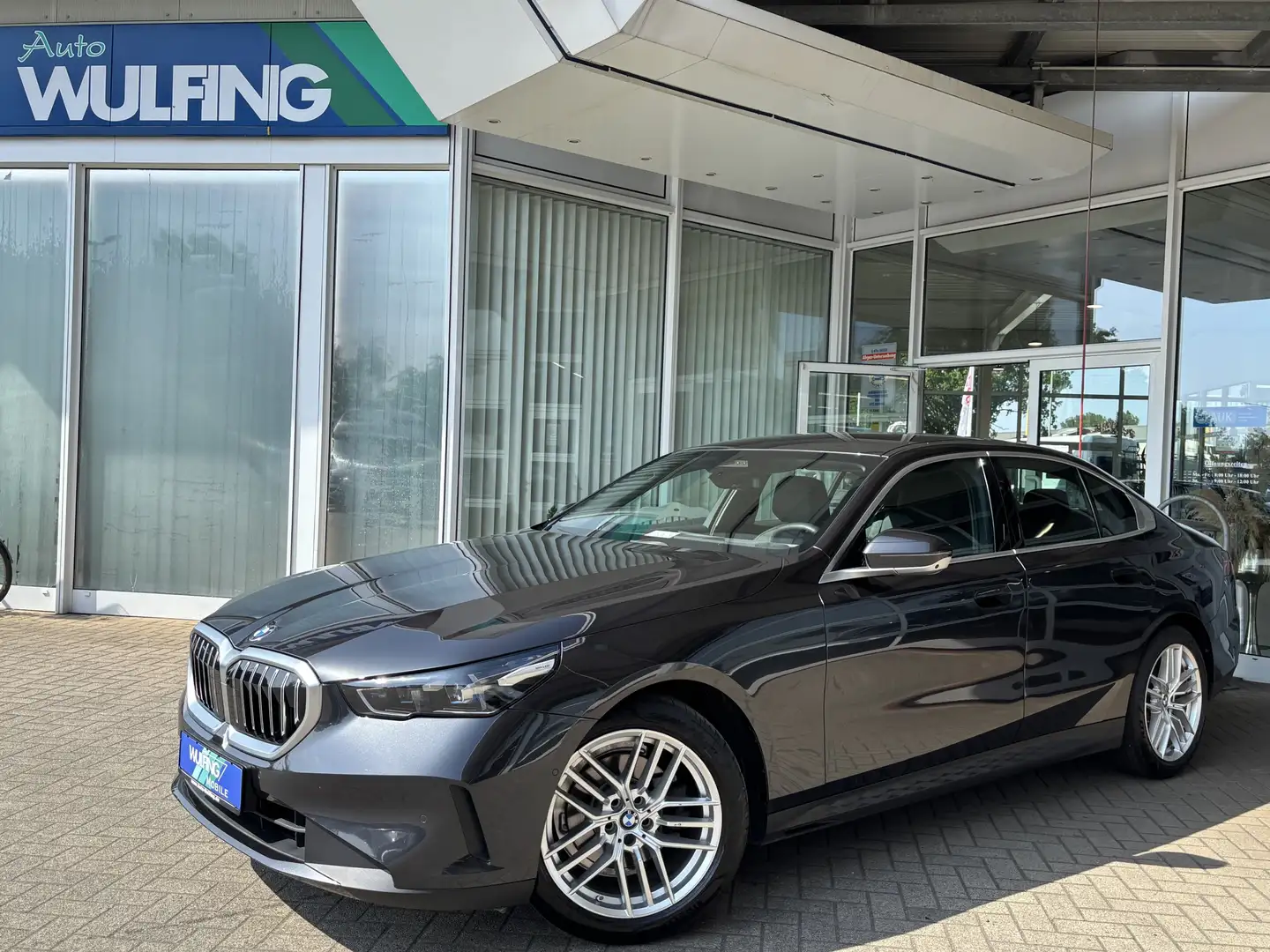 BMW 520 d xDrive 1.Hd LEDER AHK NAVI CAM HUD PLA DSC Gris - 1