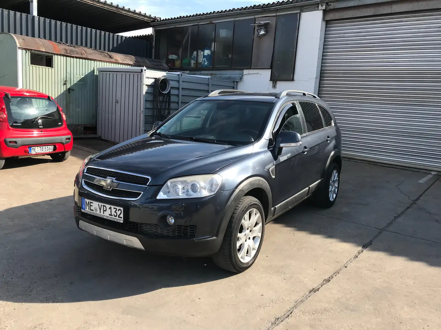 Chevrolet Captiva 2.0 D LT 4WD Grau - 1