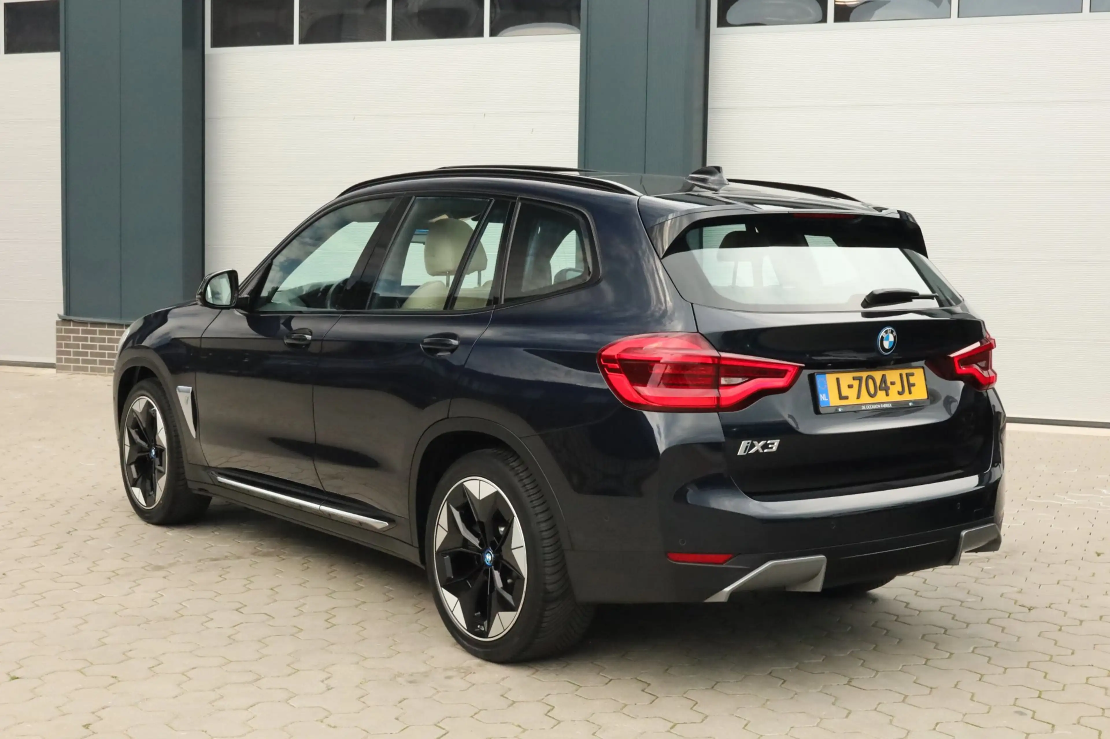 BMW iX3 High Executive 80 kWh Pano Trekhaak Keyless Memory — photo 5