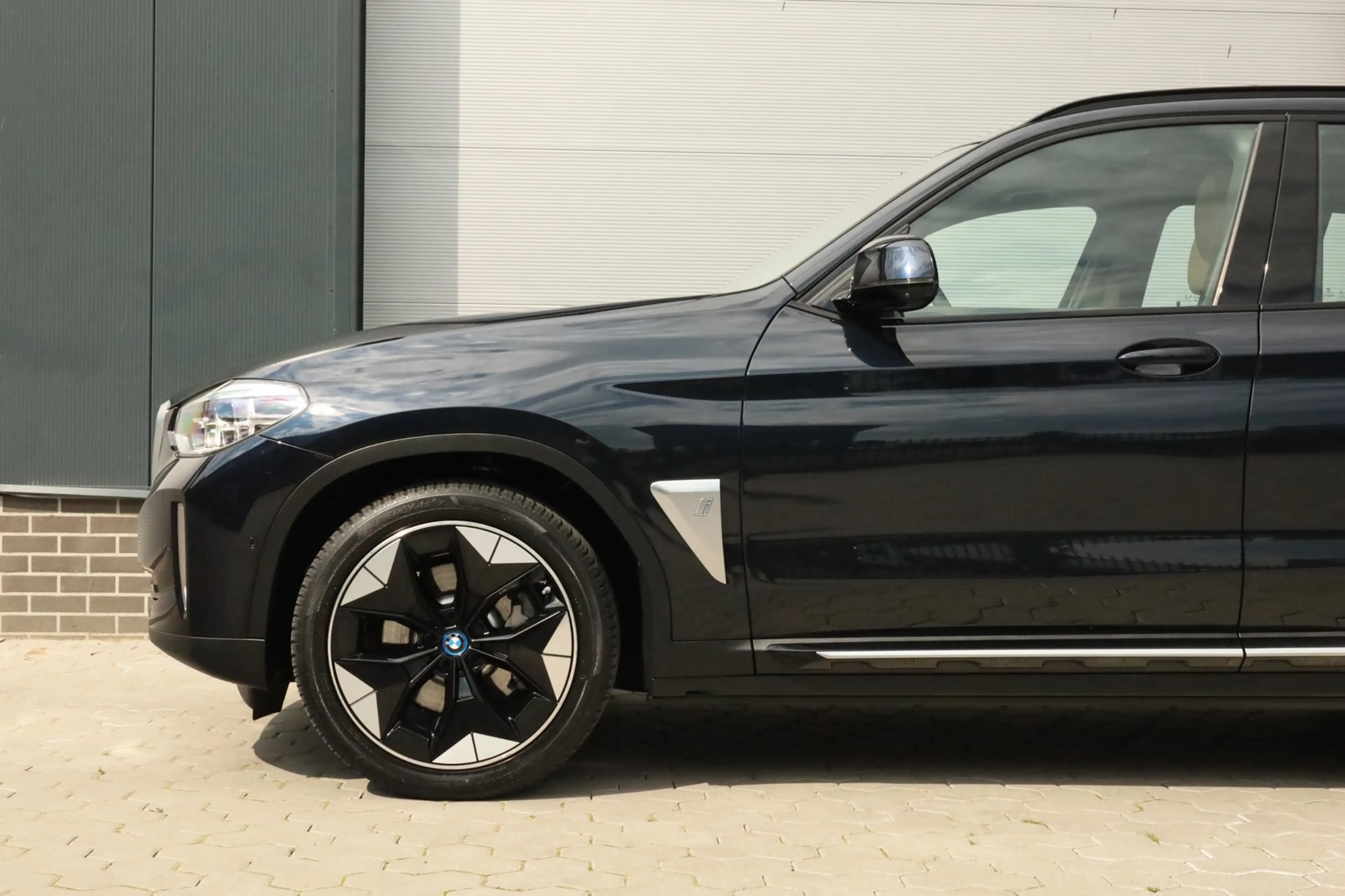 BMW iX3 High Executive 80 kWh Pano Trekhaak Keyless Memory — photo 7