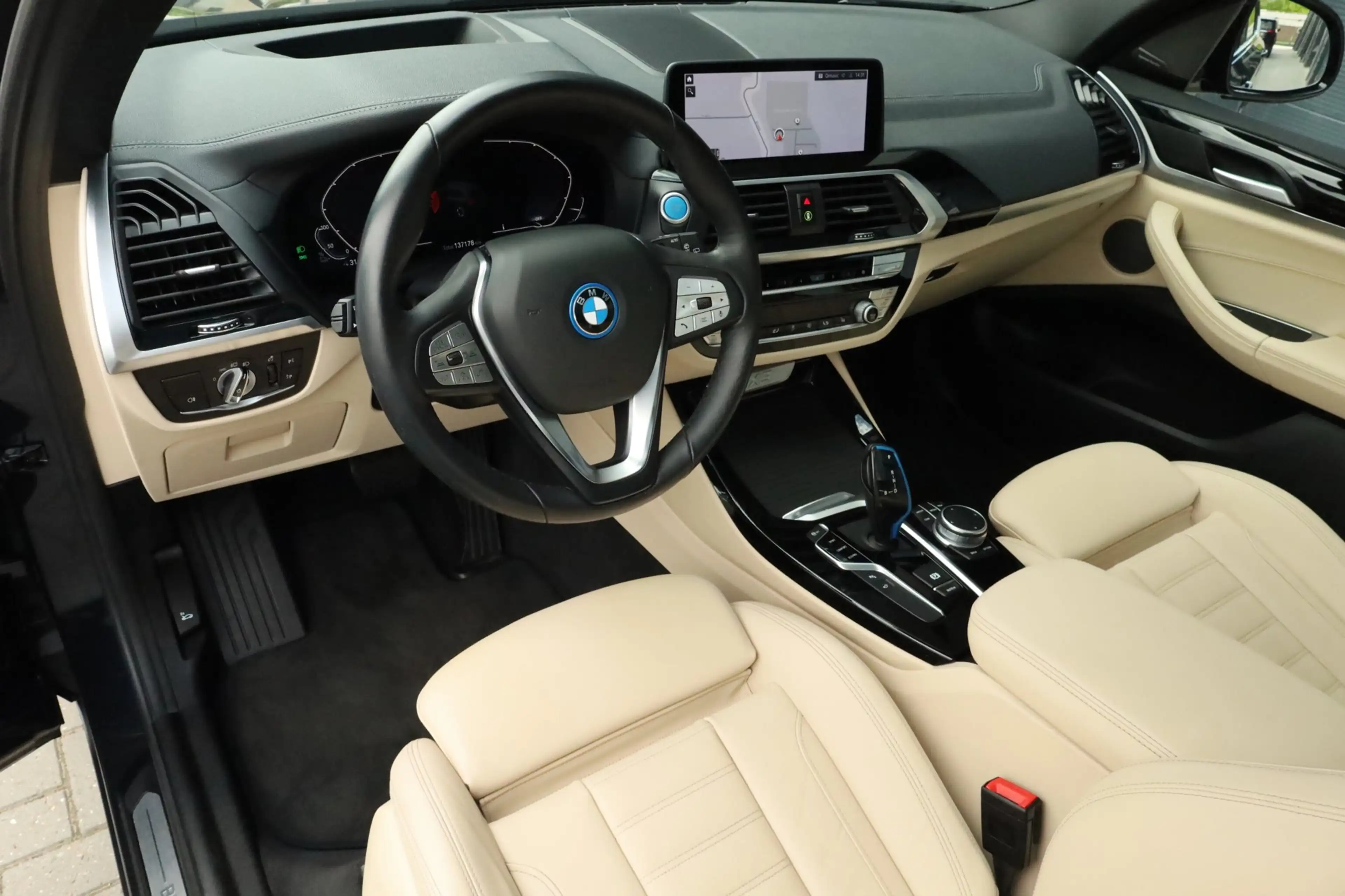 BMW iX3 High Executive 80 kWh Pano Trekhaak Keyless Memory — photo 3