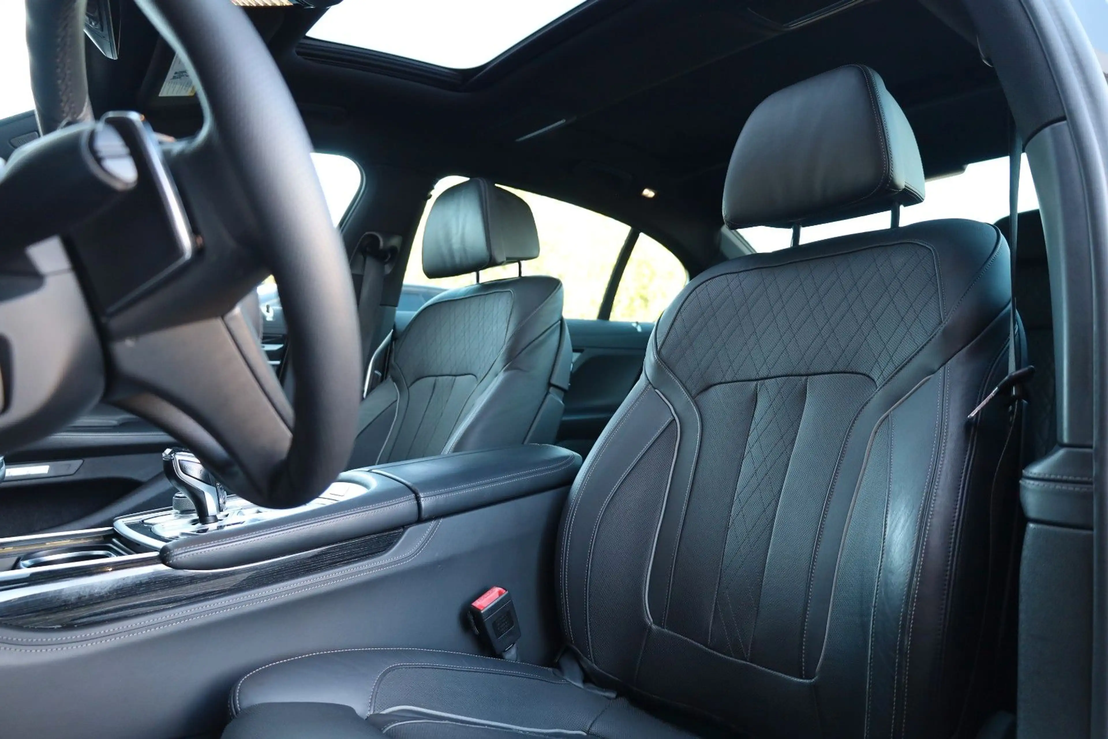 BMW 750 Li/360*/HUD/SHZ/SBL/TTW/HK/AIRMATIC/LASER/R21 — photo 10