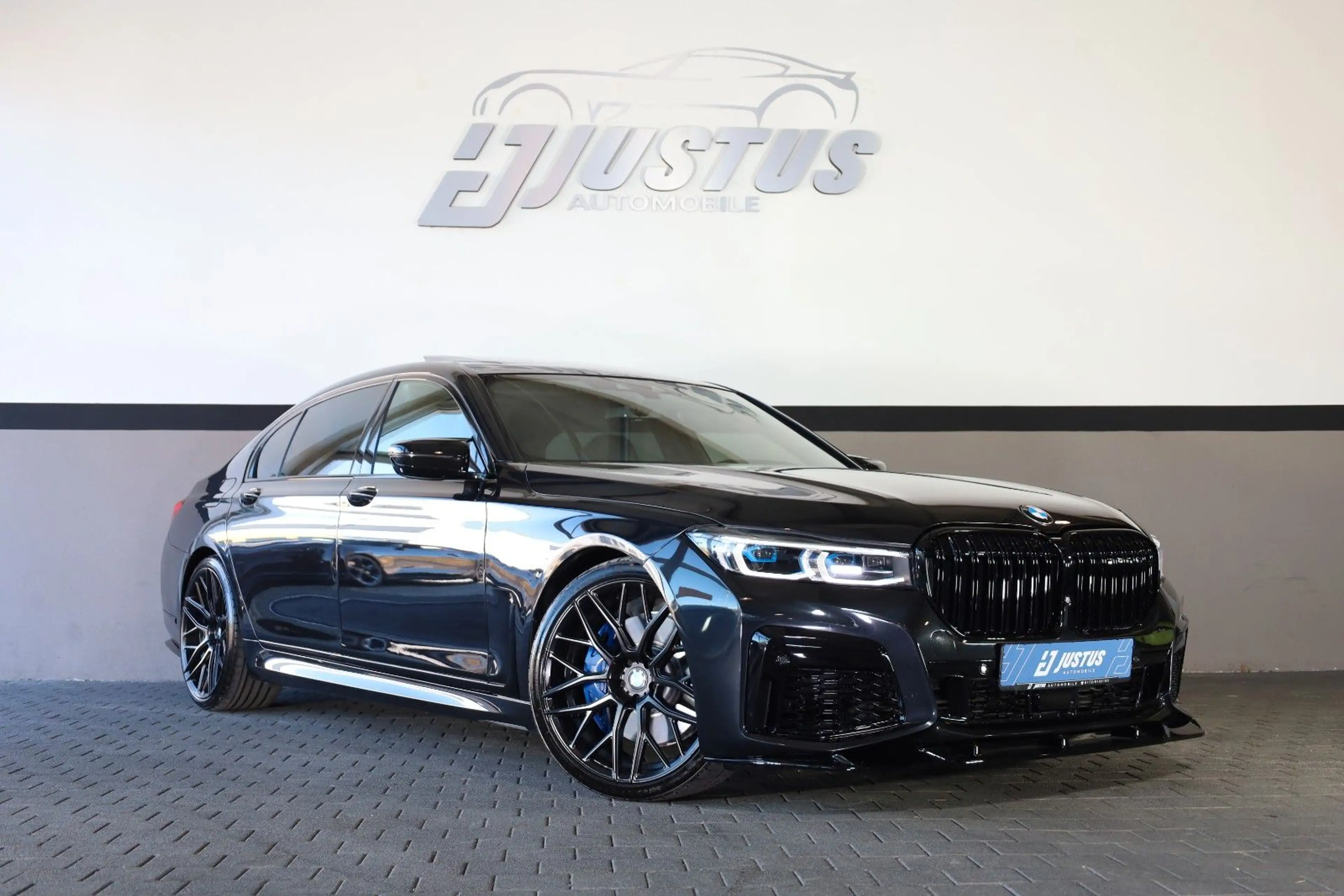 BMW 750 Li/360*/HUD/SHZ/SBL/TTW/HK/AIRMATIC/LASER/R21