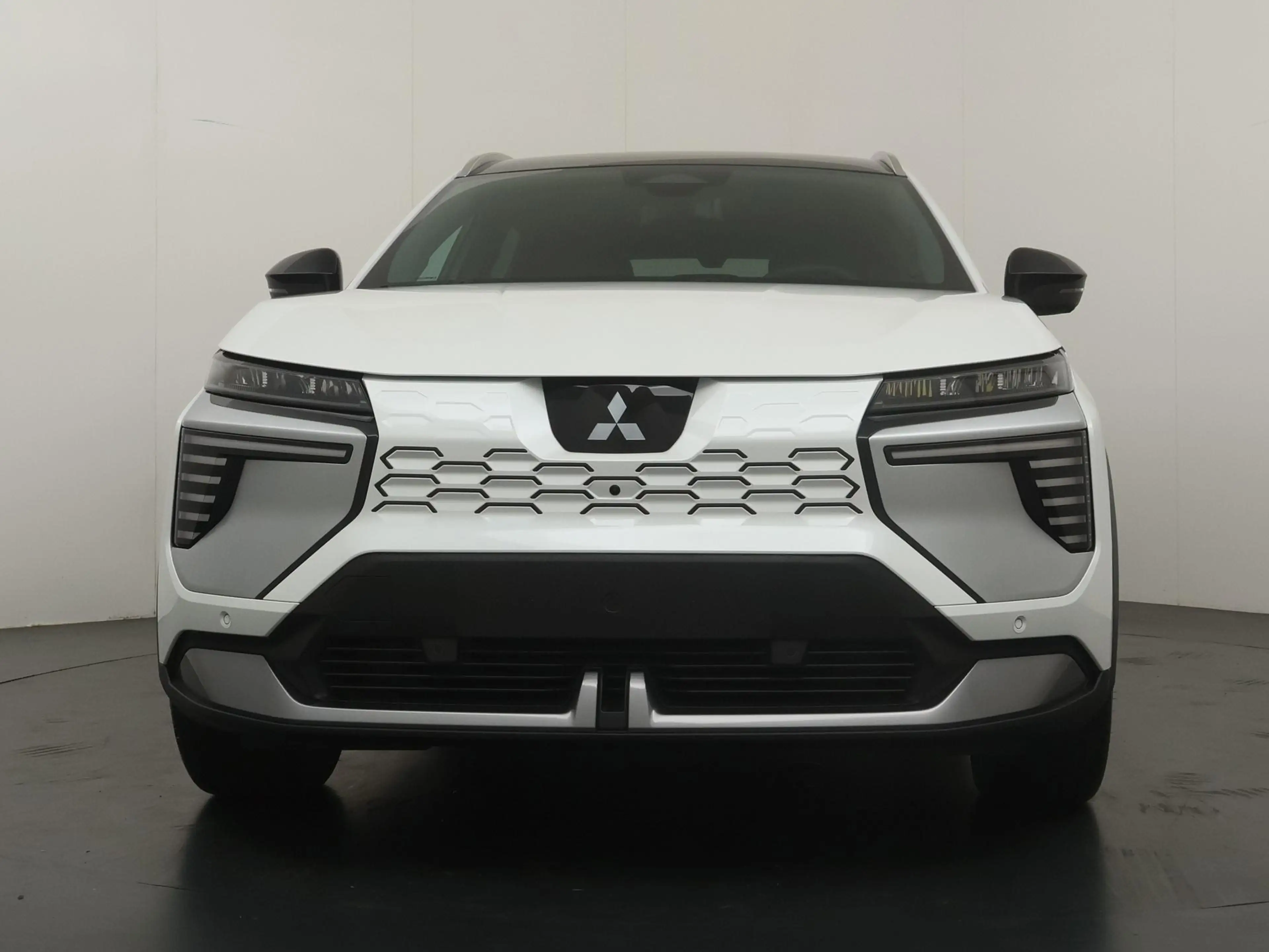 Mitsubishi Eclipse Cross Instyle 87 kWh | €3.000,- Korting | 8 jaar garanti — photo 8