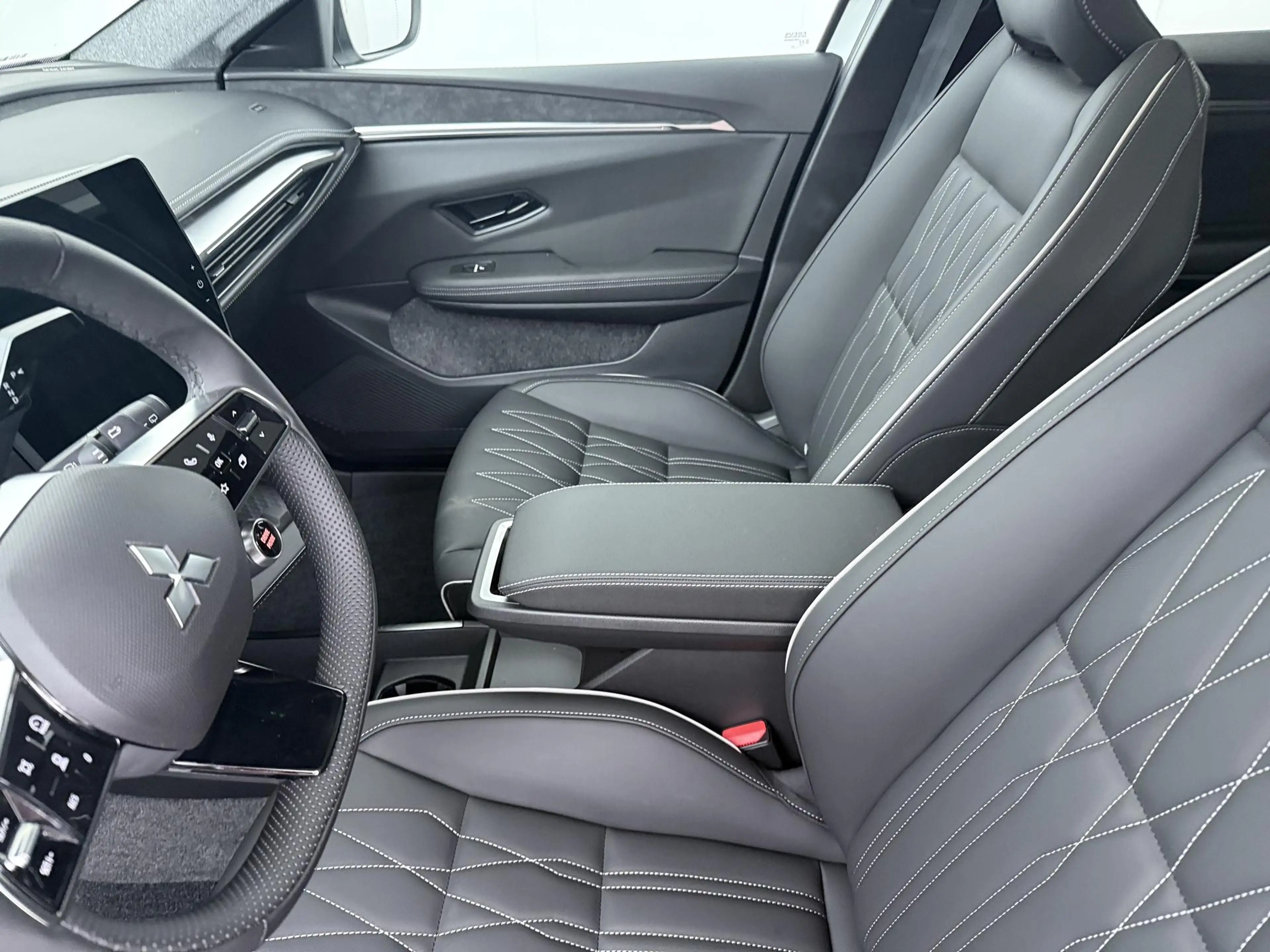 Mitsubishi Eclipse Cross Instyle 87 kWh | €3.000,- Korting | 8 jaar garanti — photo 12