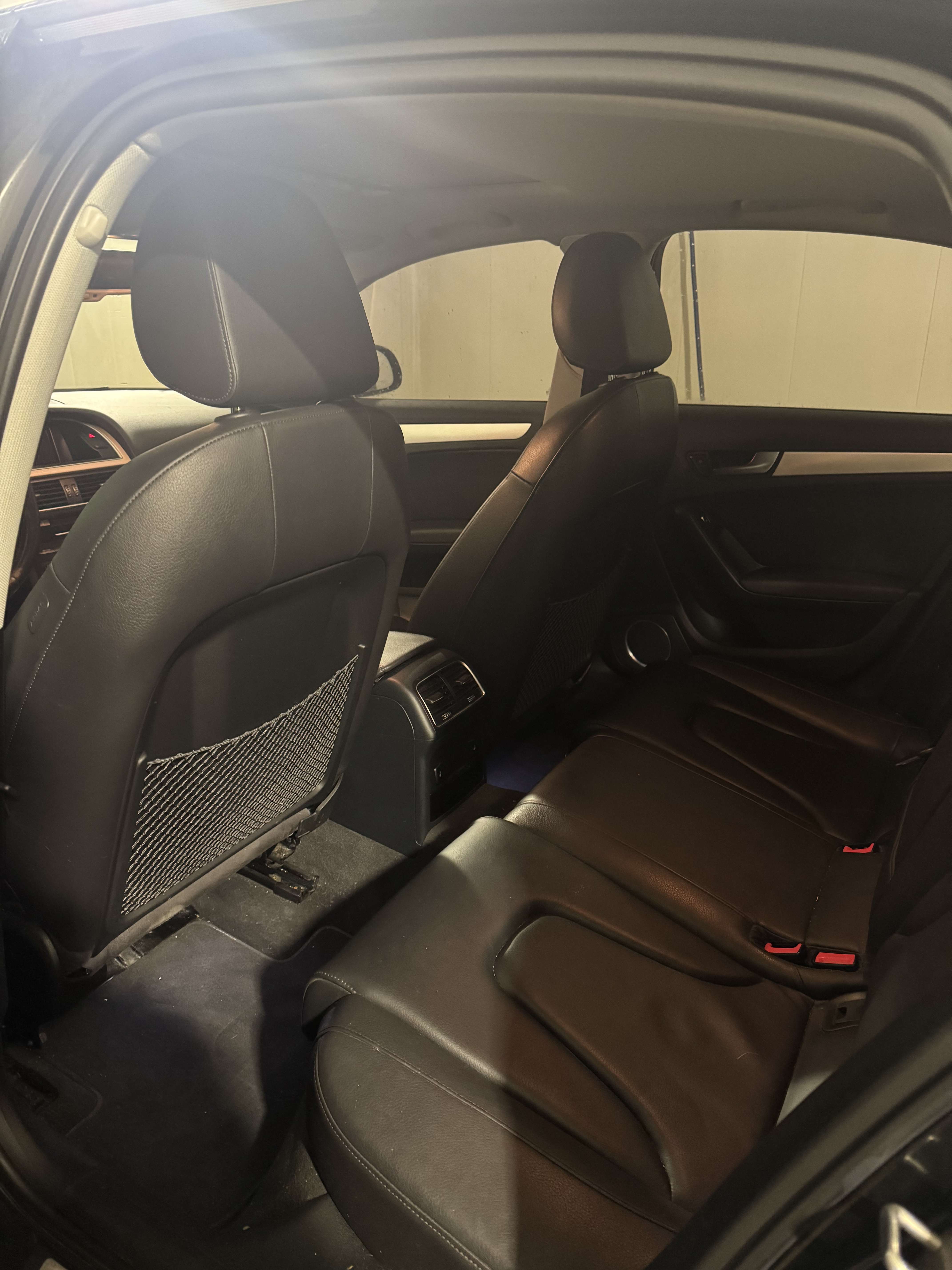 2016 Audi A4 4dr Sdn Auto Technik plus quattro thumb 6