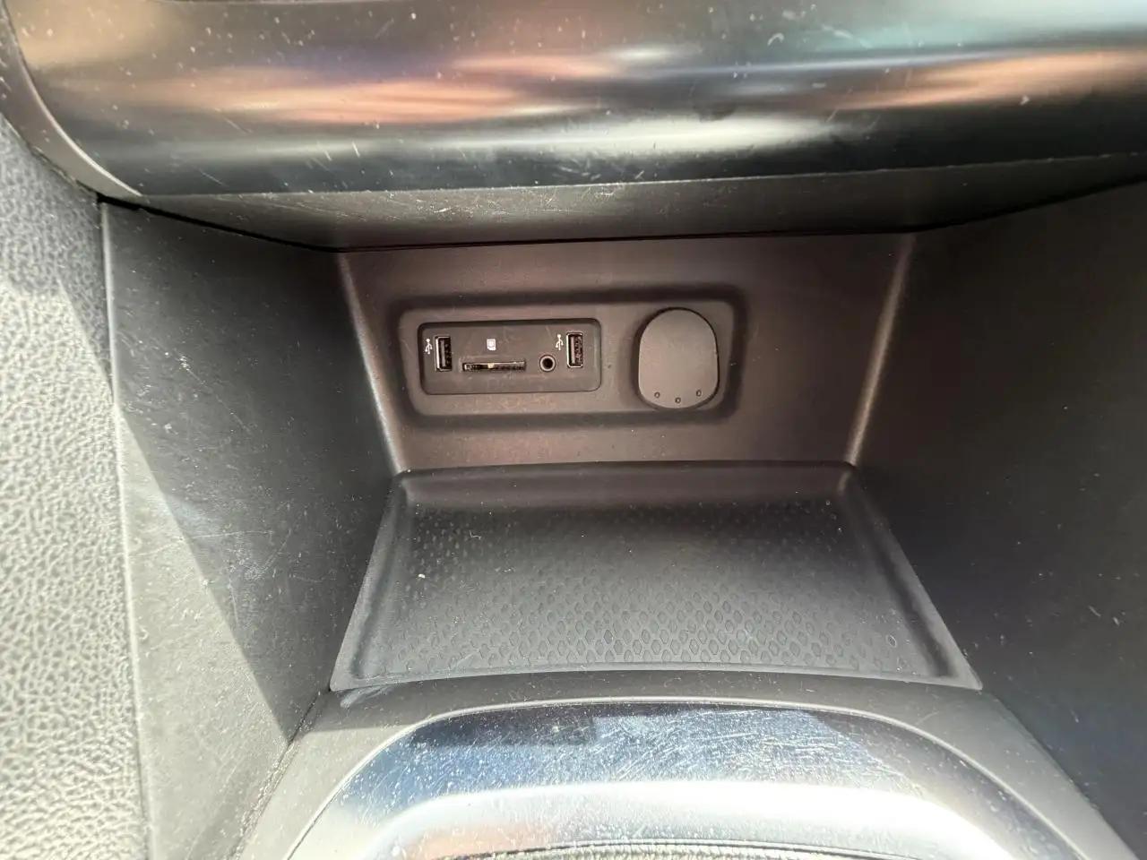 Renault Megane Berline — photo 39