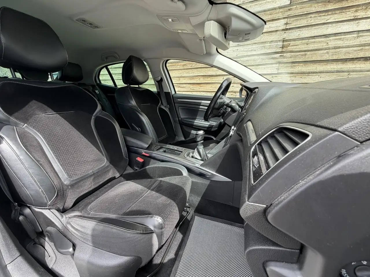 Renault Megane Berline — photo 18