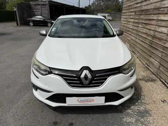 Renault Megane view 10