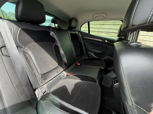 Renault Megane view 13