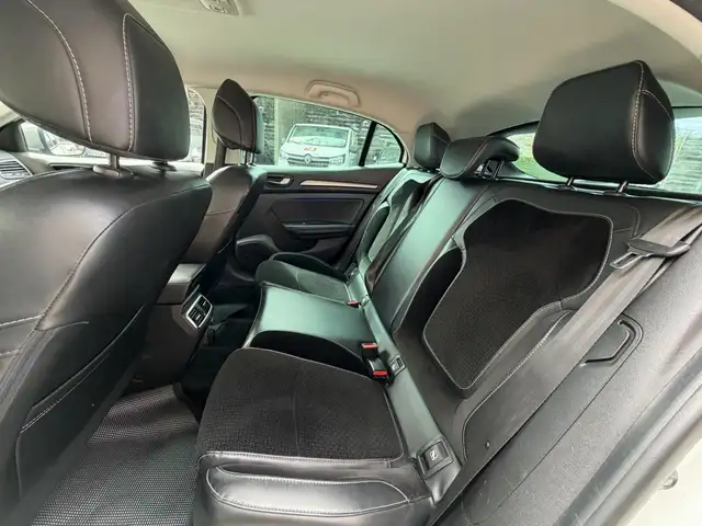 Renault Megane view 21