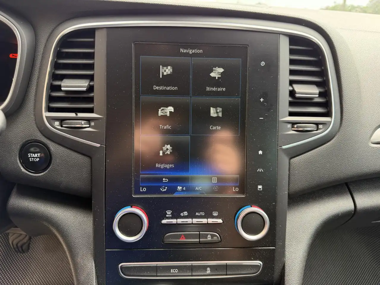 Renault Megane Berline — photo 32