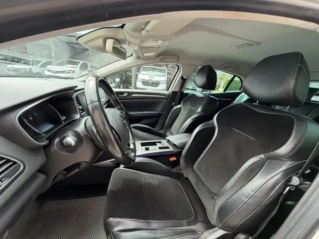 Renault Megane view 24