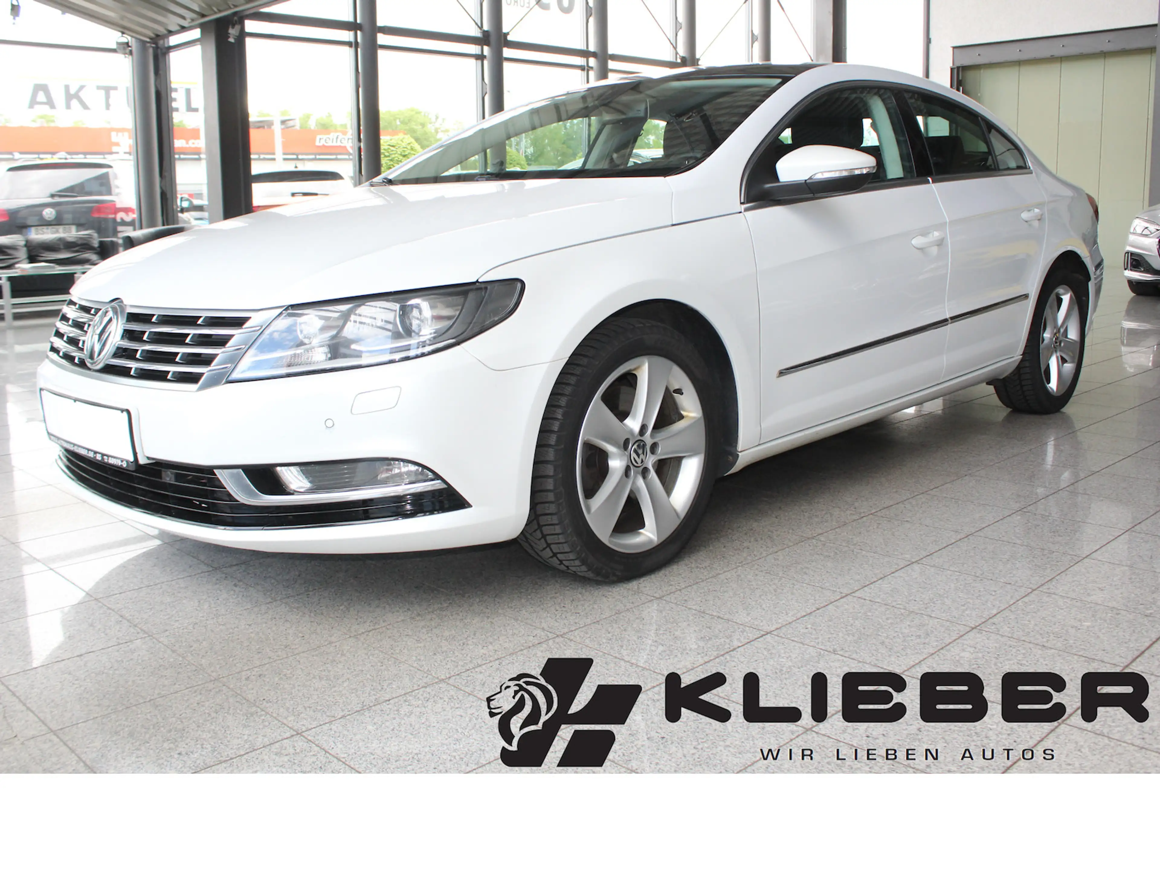Volkswagen CC 2.0 TDI NAVI*XENON*SHZ*GLASDACH*KAM*GRA