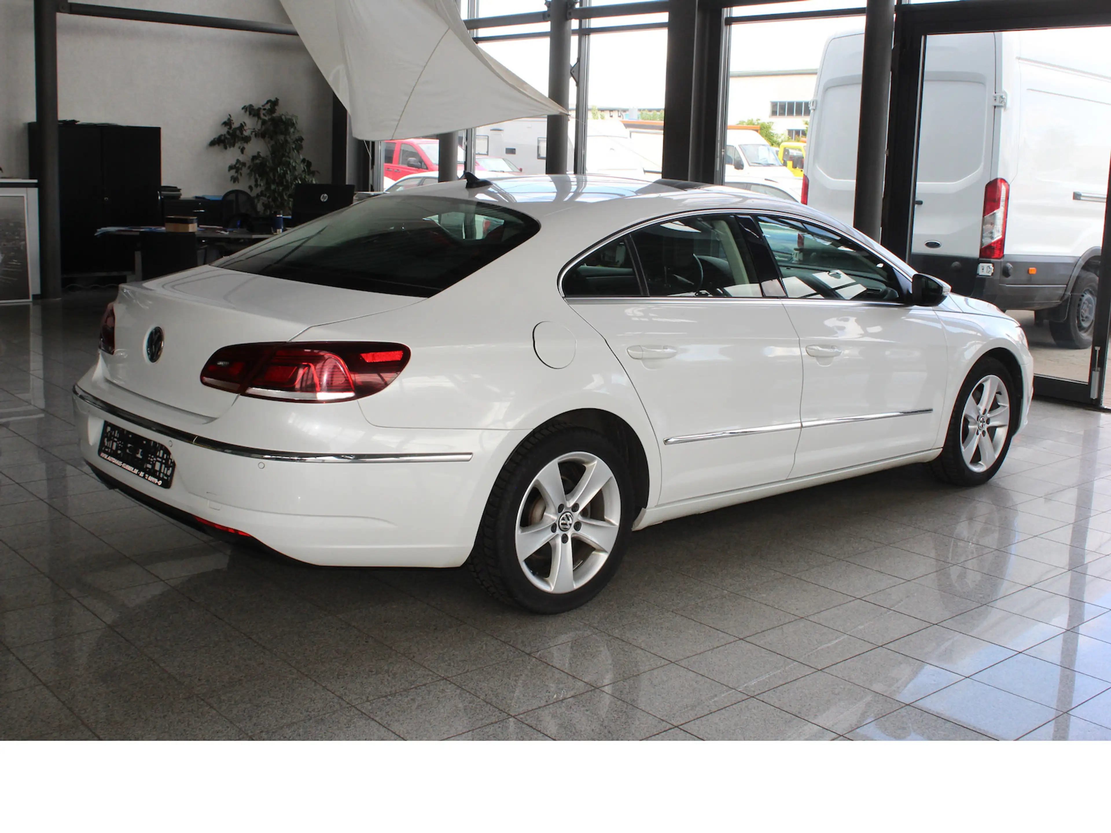 Volkswagen CC 2.0 TDI NAVI*XENON*SHZ*GLASDACH*KAM*GRA — photo 7