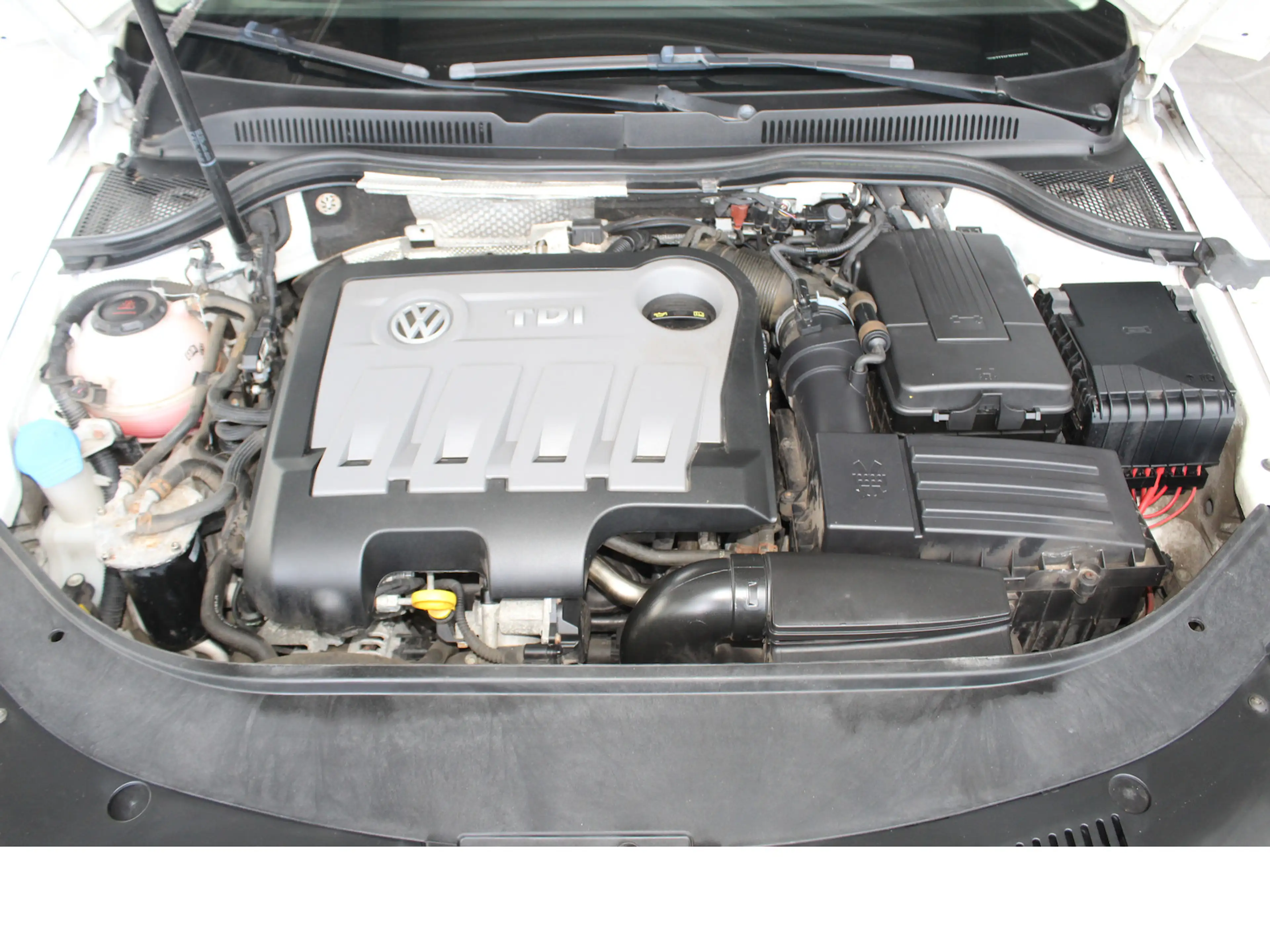 Volkswagen CC 2.0 TDI NAVI*XENON*SHZ*GLASDACH*KAM*GRA — photo 14