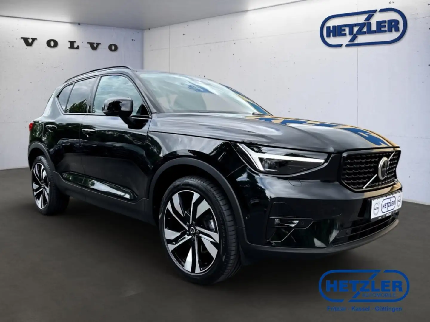 Volvo XC40 Ultra Dark 2WD B4 EU6d Leder Digitales Cockpit Mem Schwarz - 2
