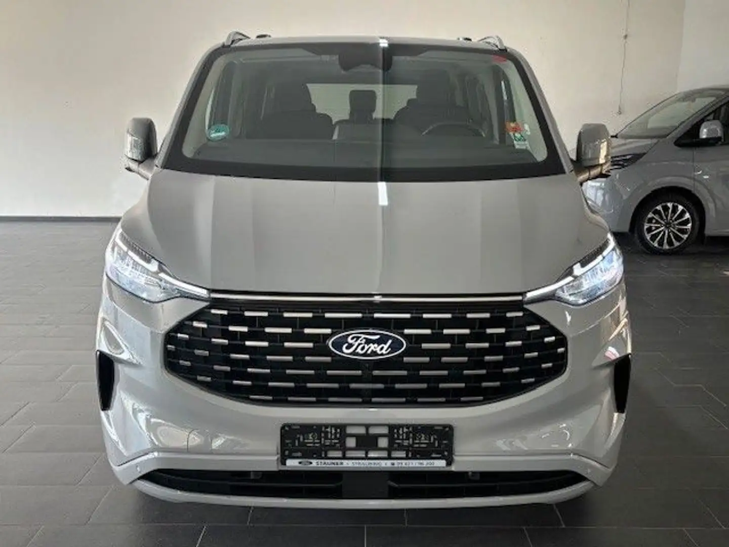 Ford Tourneo Custom 2.0 EcoBlue 320 L1 Titanium Grigio - 2