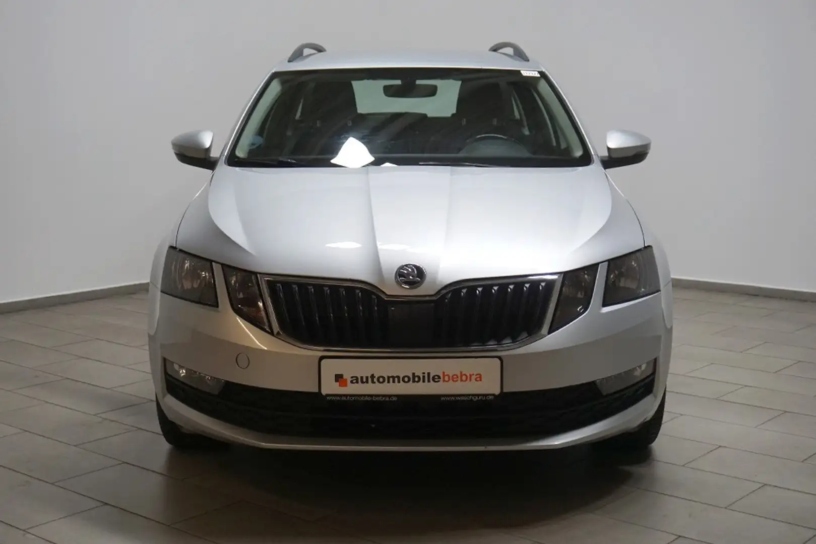 Skoda Octavia 1.6TDI Ambition PDC SHZ MFL Klima - 2