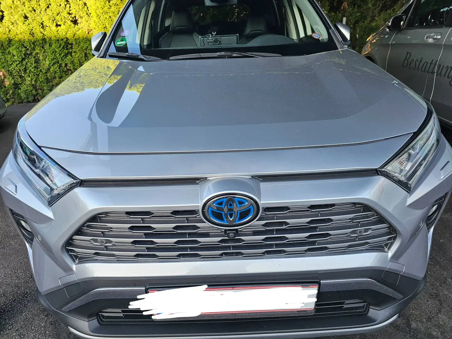 Toyota RAV4 RAV4 2,5 Hybrid Black Edition AWD Black Edition Grau - 2
