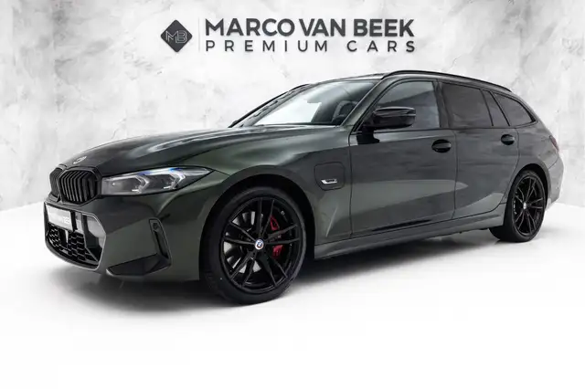 2023 BMW 3 Series in Green for sale