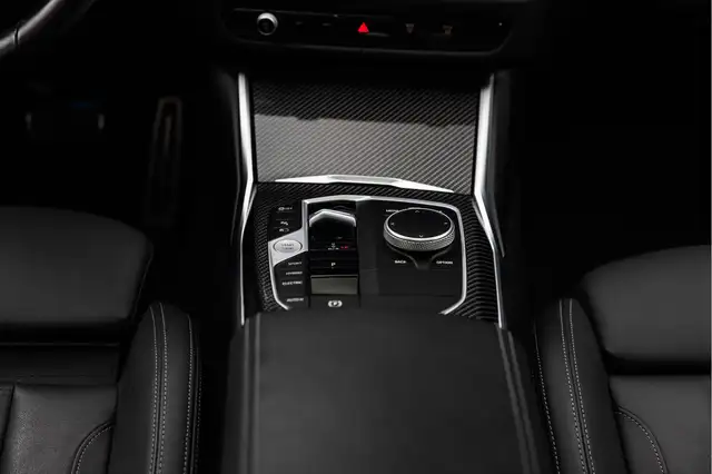 BMW 3 Series view 21