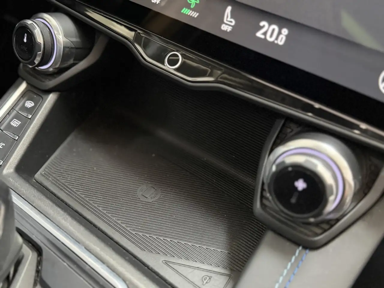 Lynk & Co 01 1.5 Plug-in Hybrid 261PK BLACK EDITION 360 CAM, миниатюра 18
