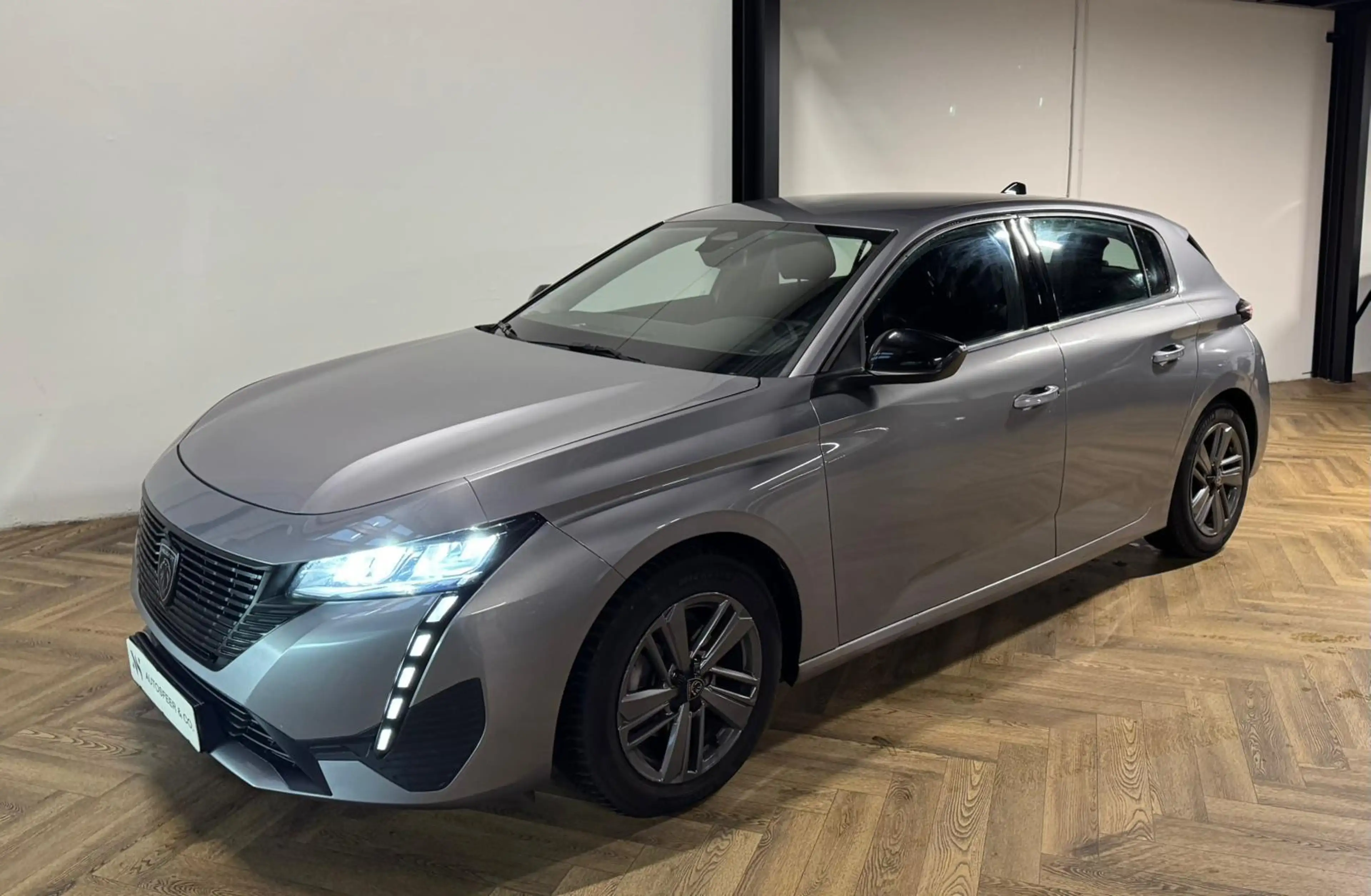 Peugeot 308 1.2 PureTech Allure Pack Business — photo 6