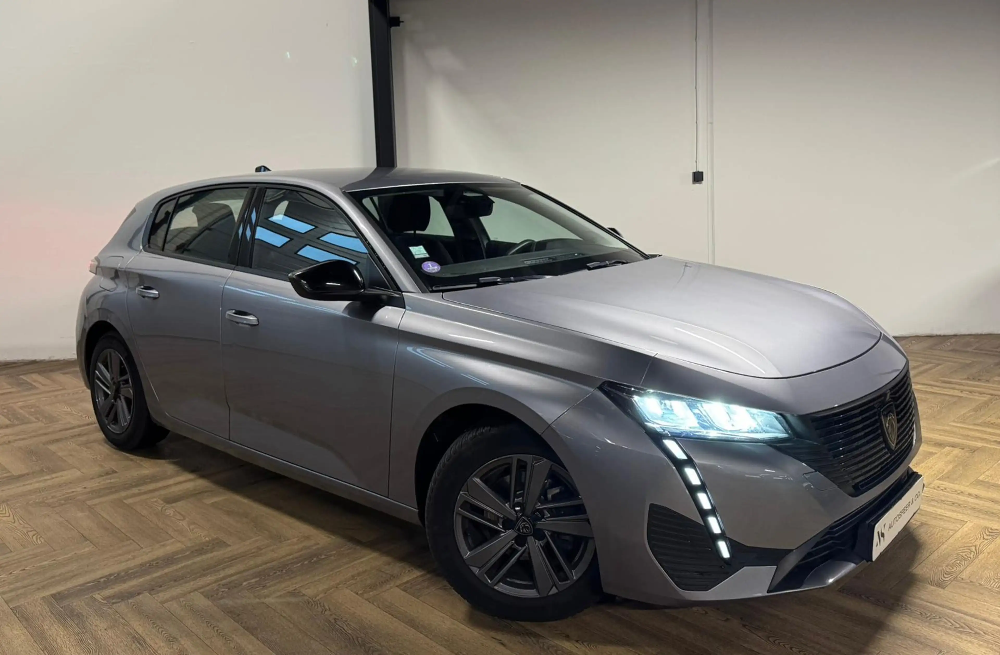 Peugeot 308 1.2 PureTech Allure Pack Business — photo 12