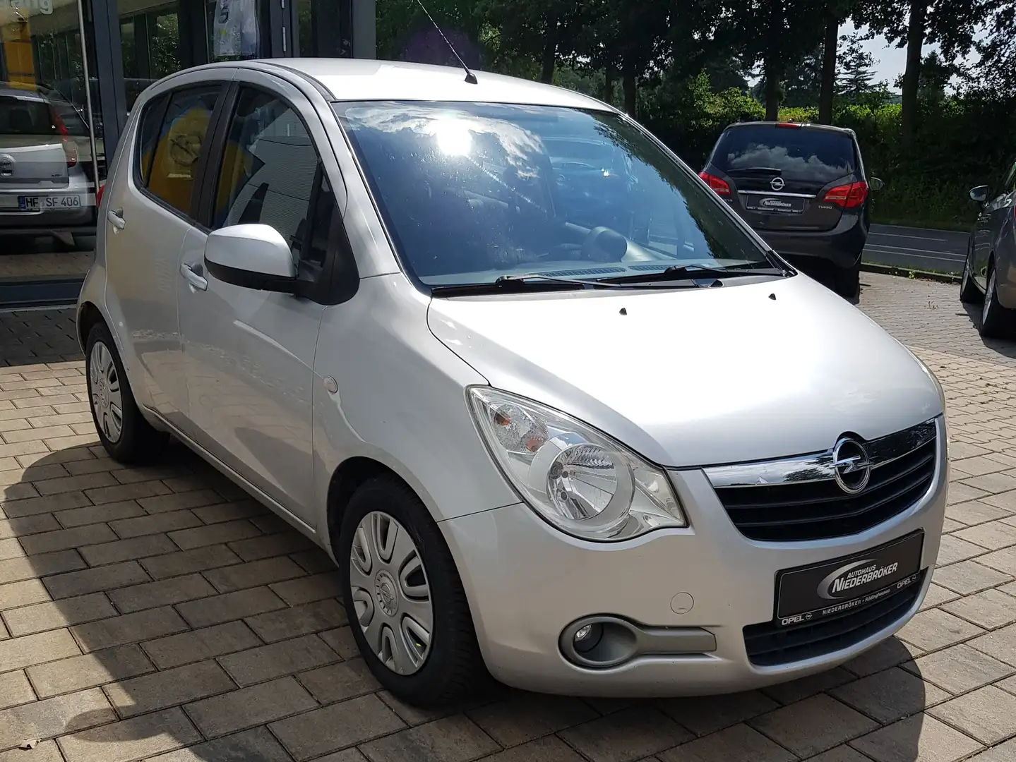 Opel Agila B Edition Automatik, Klimaanlage, Radio Argent - 1