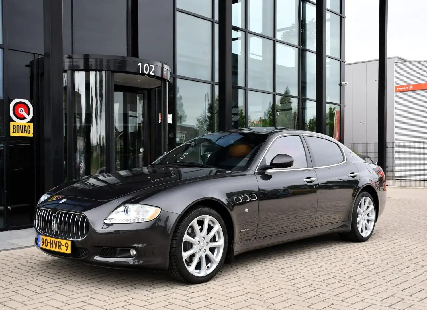 Maserati Quattroporte 4.2 Executive GT 1e eigenaar Grijs - 1