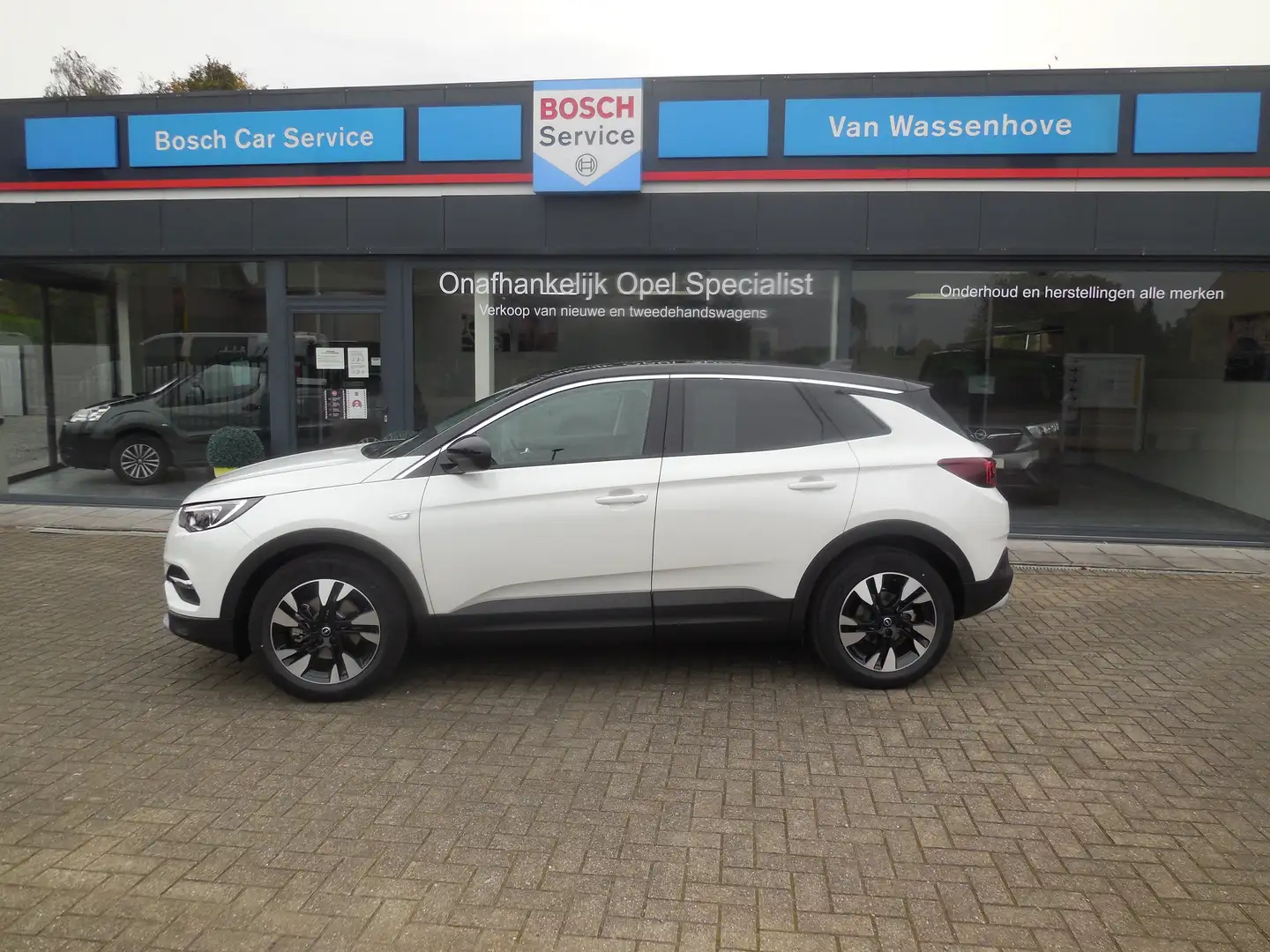 Opel Grandland X Grandland X Ultimate 1.2 benz Turbo automaat wit Wit - 1