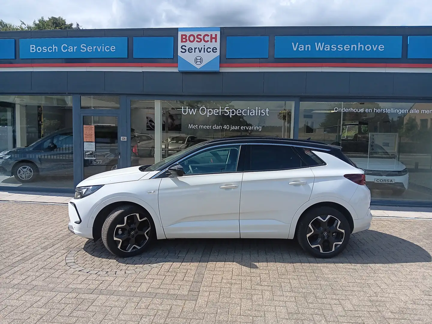 Opel Grandland Grandland Ultimate 1.2 benz Turbo automaat wit Wit - 1