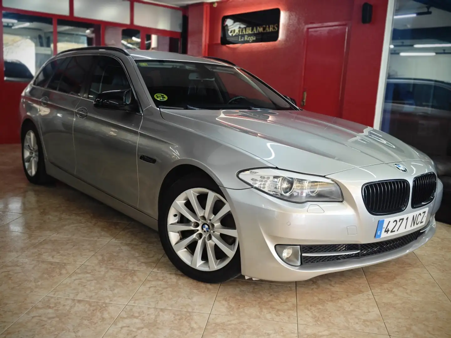 BMW 520 520dA Touring Beige - 1