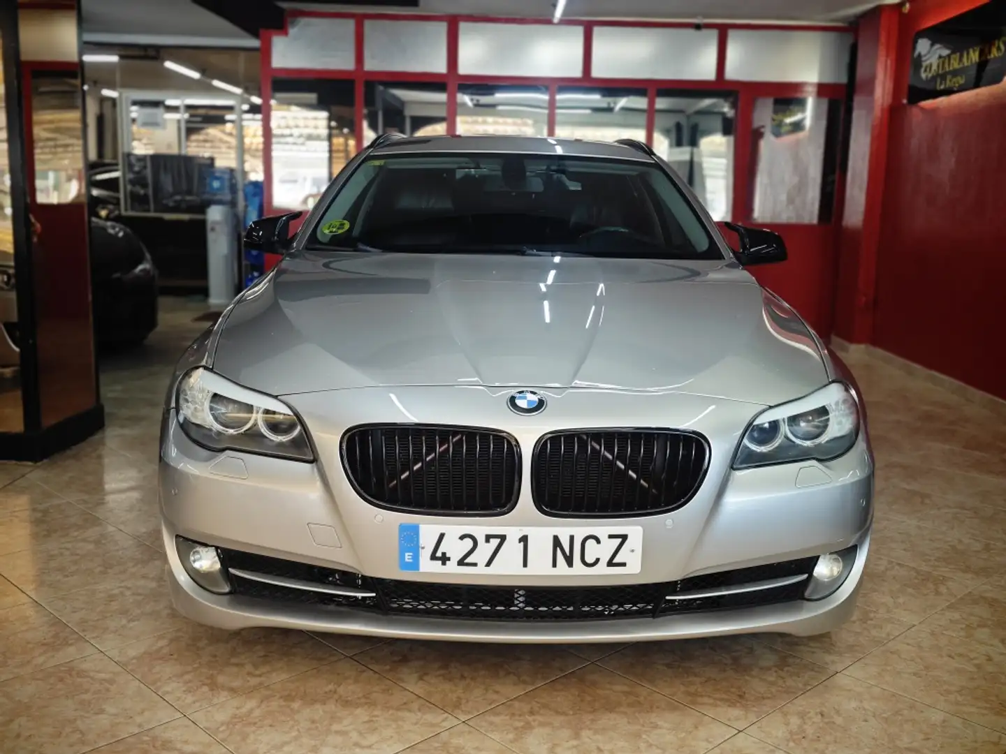 BMW 520 520dA Touring Beige - 2
