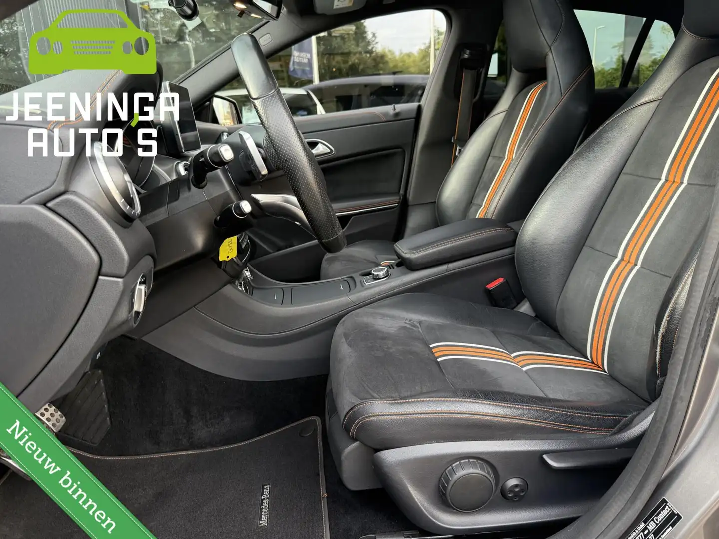 Mercedes-Benz CLA 200 Shooting Brake OrangeArt |AMG-styling|Pano|Trekhaa Grijs - 2
