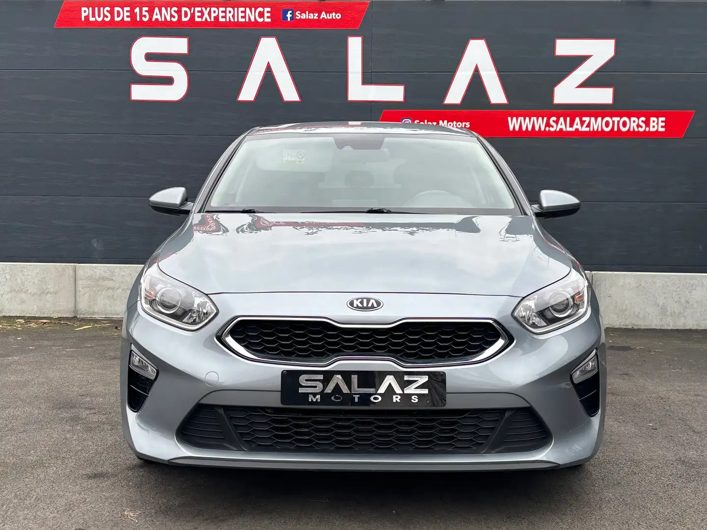 Kia Ceed / cee'd 1.6 CRDi/DIESEL/GARANTIE/CLIMATISATION/ Gris - 2