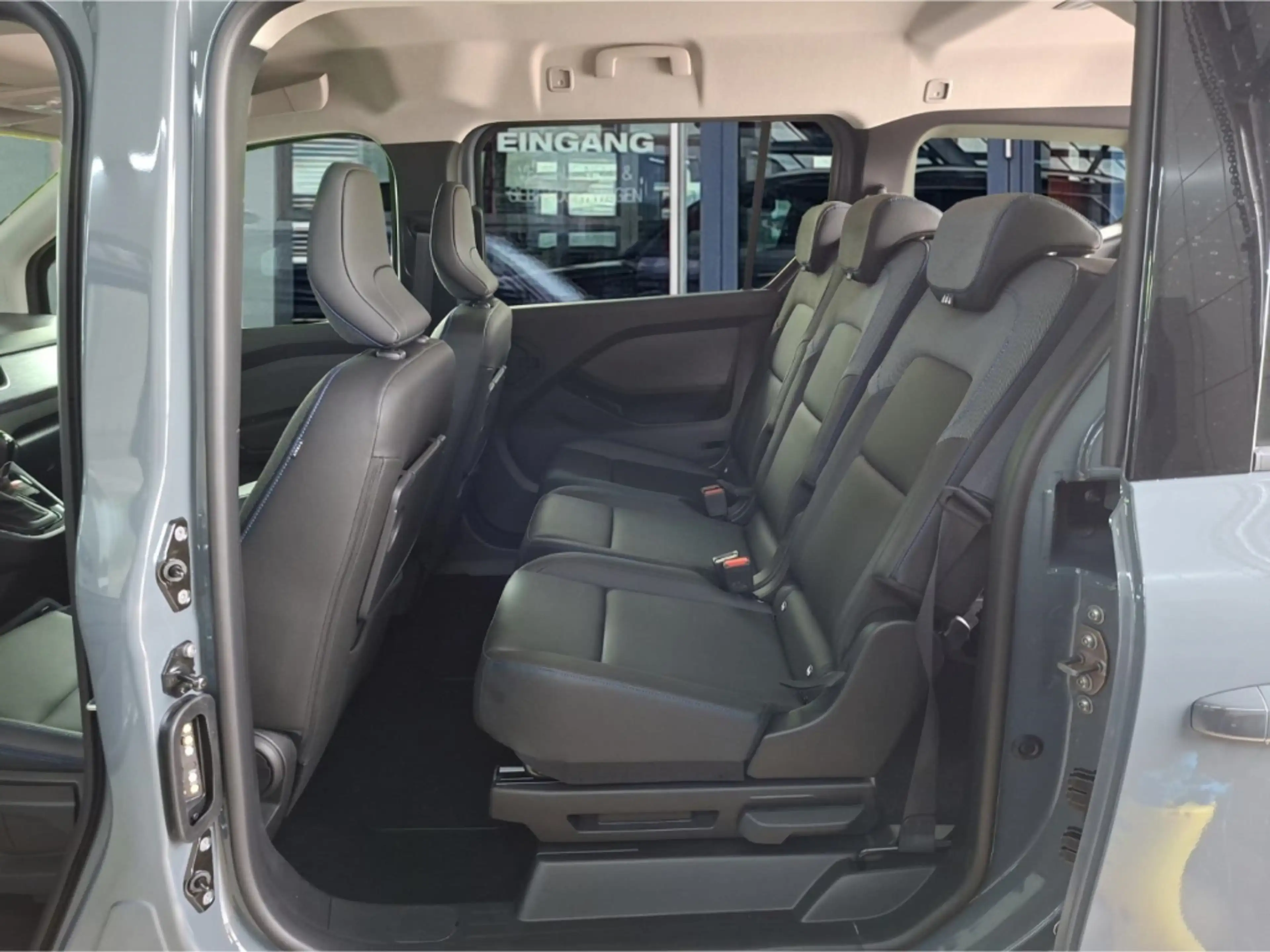 Nissan Townstar Tekna Kombi L2 2,3t Navi*360*Kamera*SHZ*Automatik — photo 8