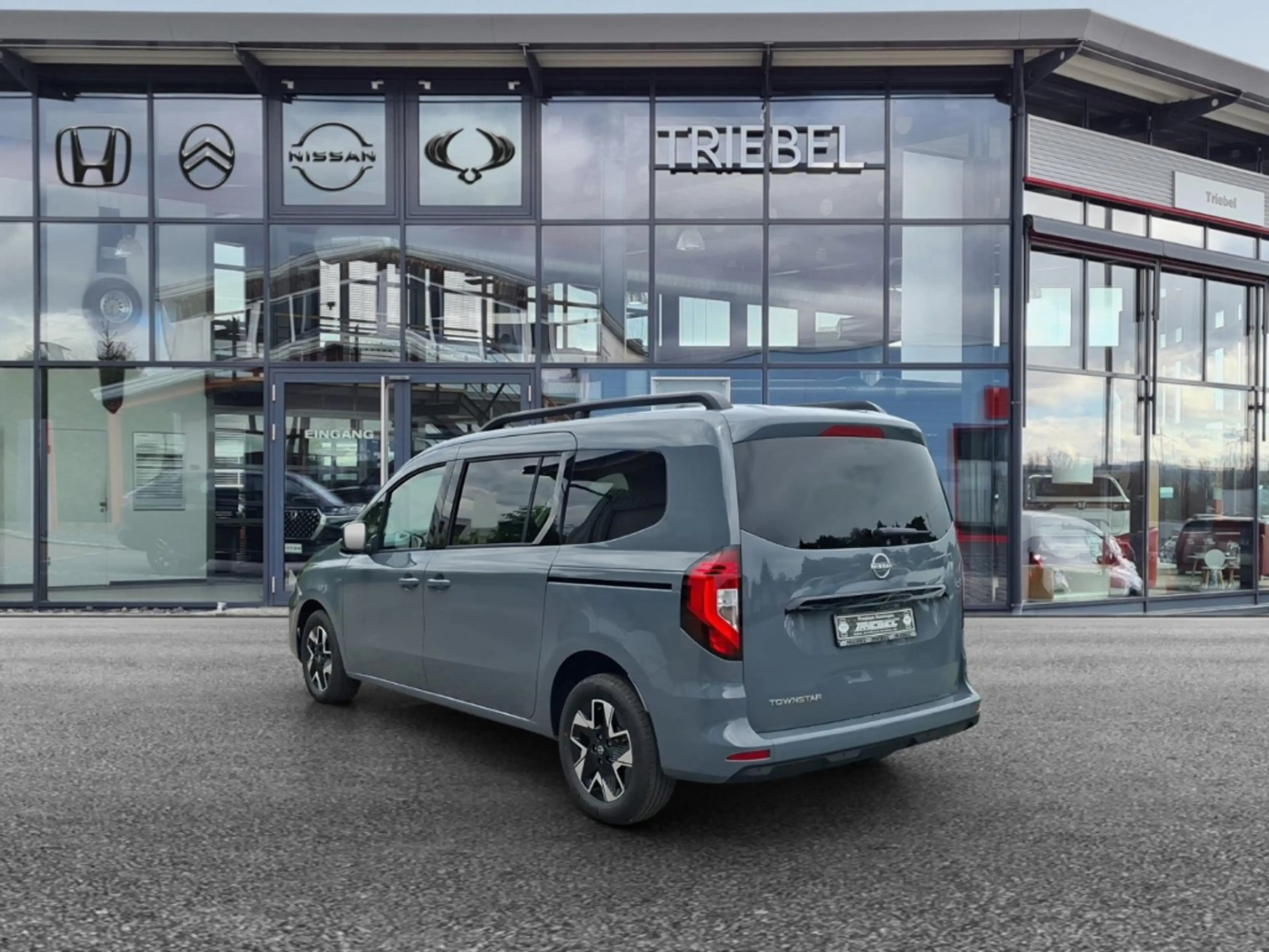 Nissan Townstar Tekna Kombi L2 2,3t Navi*360*Kamera*SHZ*Automatik — photo 4