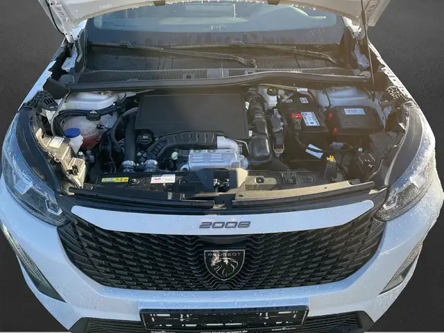 Peugeot 2008 view 5