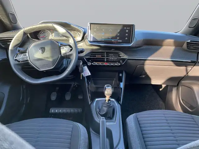 Peugeot 2008 view 10
