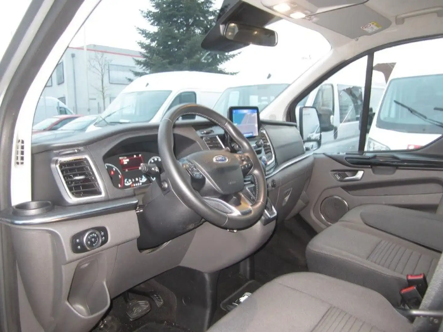 Ford Tourneo Custom Custom 2.0 Aut. 320 L2 Titanium Navi Sitzheizung Grau - 2