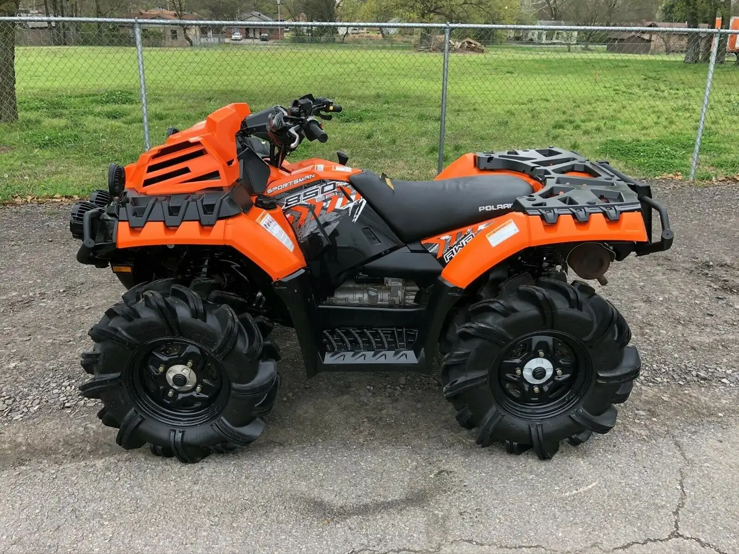 Polaris Sportsman 850 HIGH LIFTER 4X4 Oranžová - 1